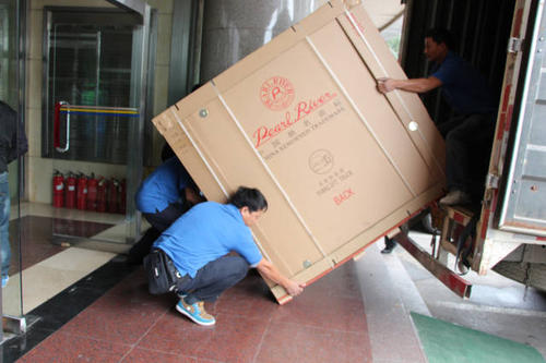 富顺钢琴贵重工艺品无忧运